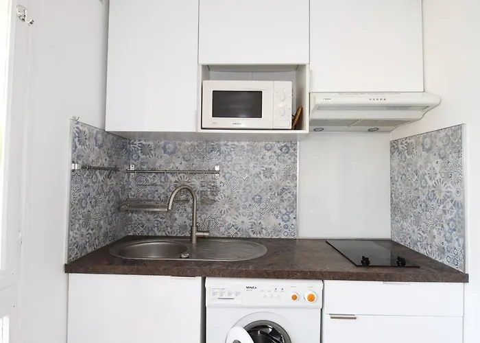Renove A Balaruc-les-bains, Proche Thermes - Fr-1-553-304 *
